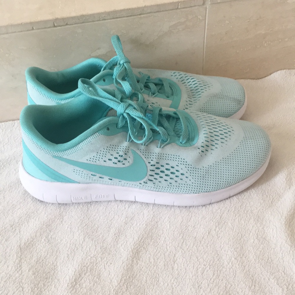KIDS Nike Free Run size 6y